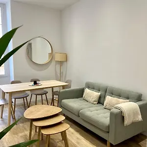 https://charmant-3-pices-nice.fr-provencehotel.com