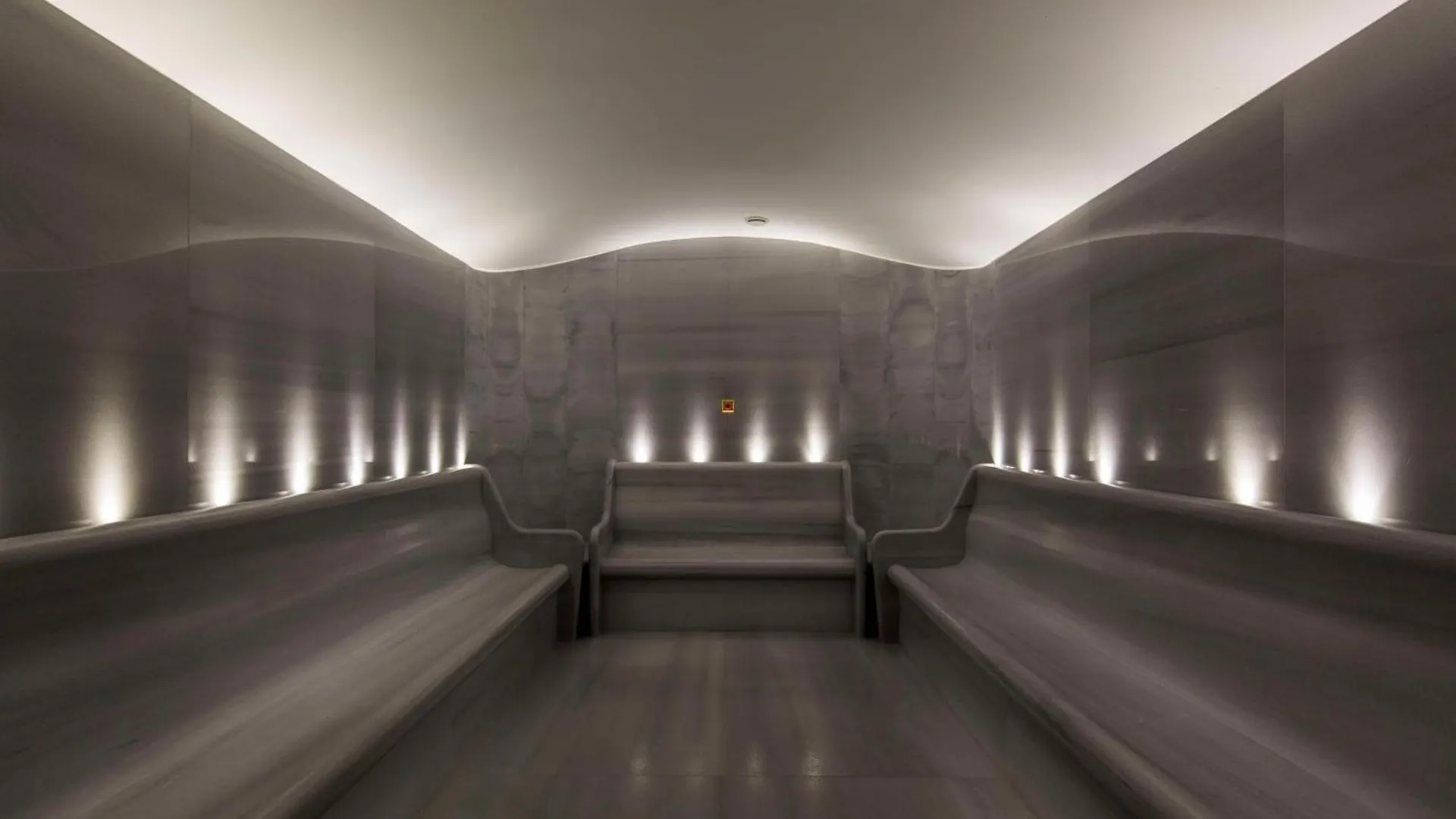 Hilton Istanbul Bomonti Hotel